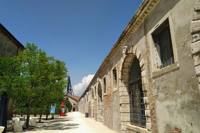 Private tour Biennale 2026: In Minor Key - Price and logistics: what the $72.10 includes (and what doesn’t)