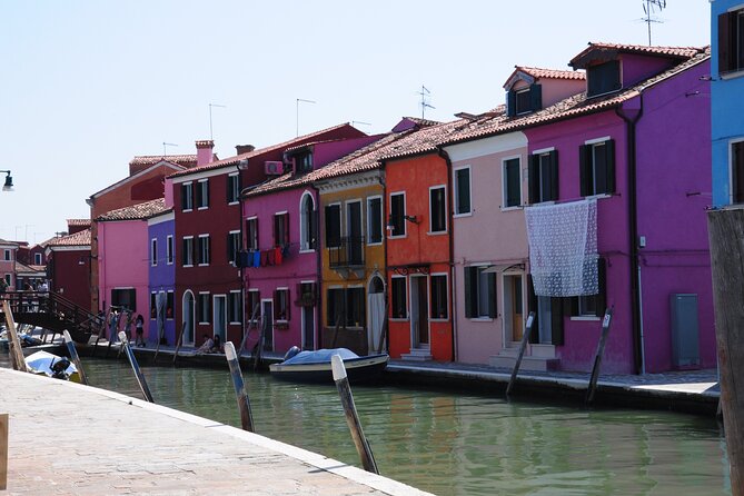Private Tour Murano and Burano - Entering the islands without the Venice stress