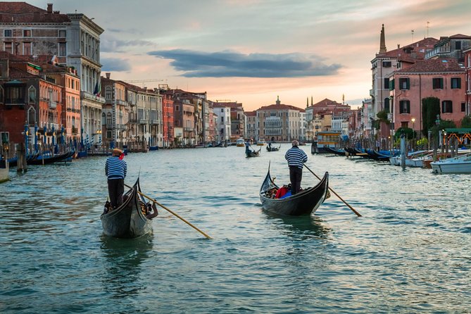 Private Tour: Venice Gondola Ride with Serenade - Finding the Ticket Office by Riva degli Schiavoni (and not missing your slot)