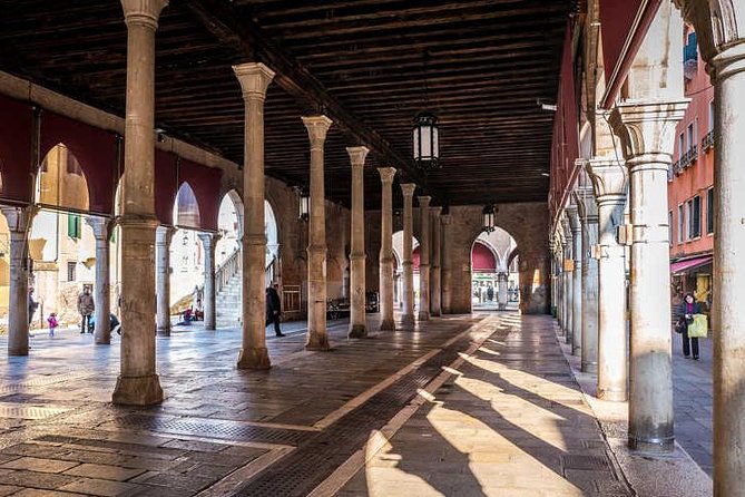 Private Tour: Venice Rialto Market, San Polo and Frari Church Walking Tour - Mercati di Rialto: Where Venice Buys Food, Not Souvenirs
