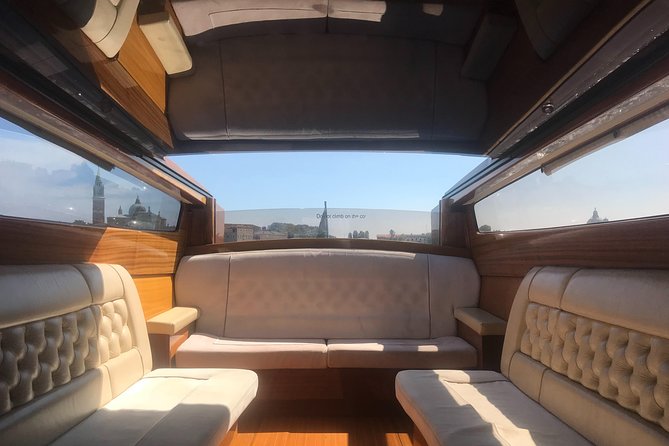 Private transfer from hotel in Venice To VCE airport - Price and Value: What You Pay for Up to 6 People
