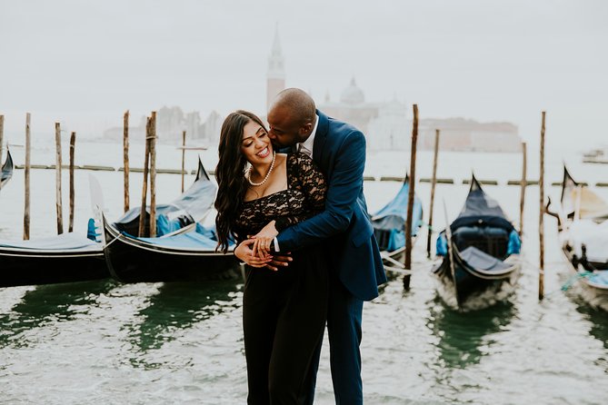 Private Vacation Photography Session with Local Photographer in Venice - What Your 1-Hour Shoot Feels Like (And How to Get the Best Shots)