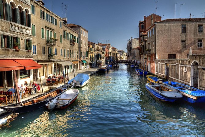 Private Venice Canal Cruise: 2-Hour Grand Canal and Secret Canals - Cannaregio back canals and a Jewish Ghetto walk you can actually use
