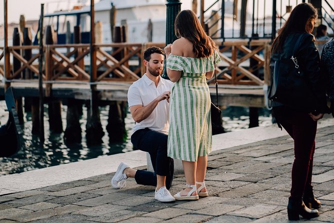 Proposal Photographer in Venice - Dorsoduro: Softer Streets for Real Feel