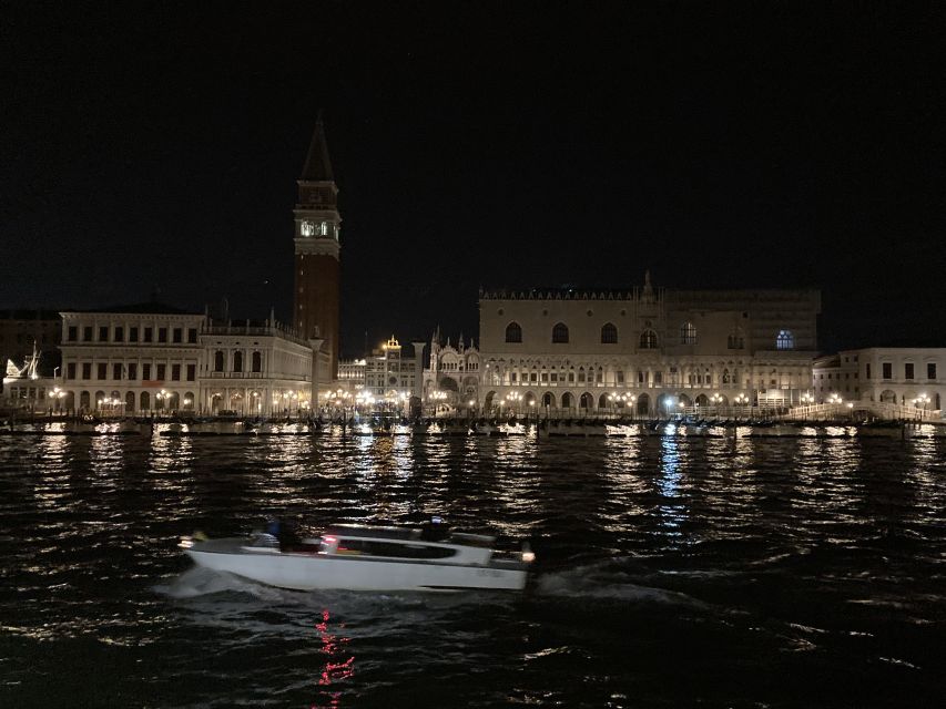 Punta Sabbioni - Venice at Sunset: Boat Tour with Aperitif - Prosecco and Biscuits Onboard: Aperitif Vibes Without the Fuss