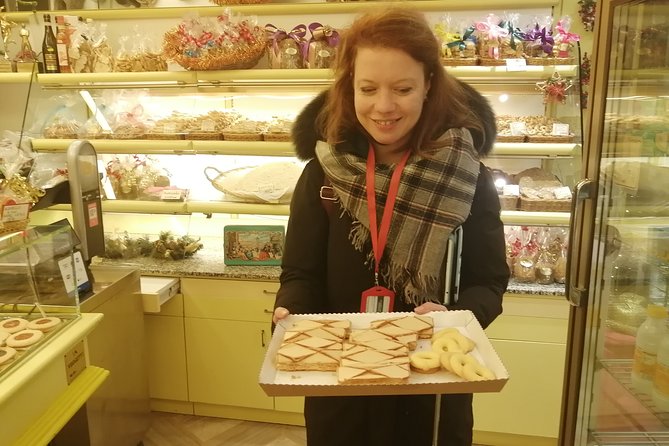 Rialto Farmers & Fish Market Food Tour in Venice with Wine Tasting & Sightseeing - Rialto, where Venice tastes like it lives