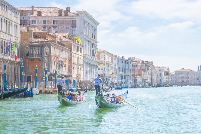 Romantic Venice: 30 Minute Gondola Ride with Serenade - Where the ride starts: Traghetto Santa Maria del Giglio (near Piazza Santa Maria del Giglio)