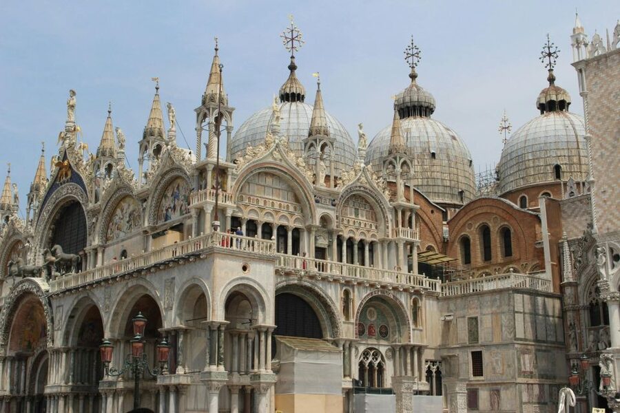 Saint Mark Basilica Priority Access & Audio Guide Option - Timing: 20 Minutes to 1 Hour on Paper, 15–20 Inside