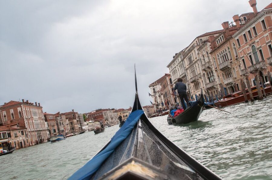 Secret Venice & Gondola Tour - Guide Style: The Real Secret Behind the Secret Tour