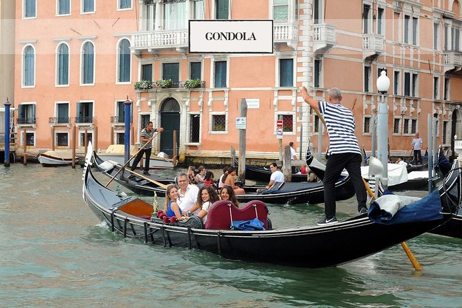 Shared Gondola Ride in Venice through enchanting Bridge of Sighs - Shared gondola at 3:00 PM: Bridge of Sighs and a classic Grand Canal route