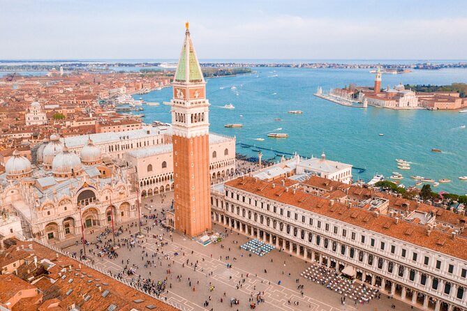 Skip-the-Line: Doge's Palace & St. Mark's Basilica Fully Guided Tour - Meeting point on Riva degli Schiavoni and how the tour flows