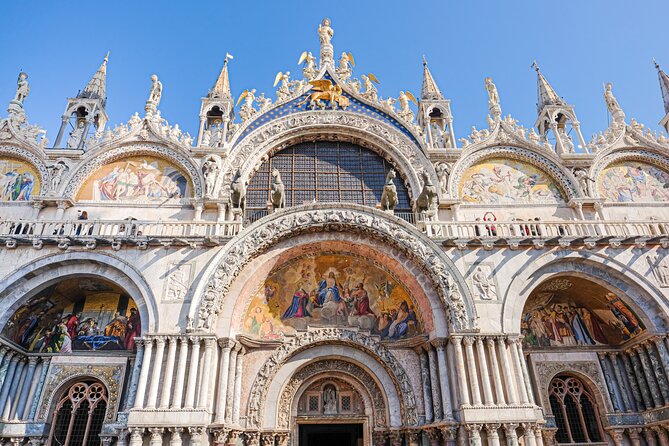 Skip the Line St. Mark's Basilica Tour - Meeting point and flow: where you start and how it ends