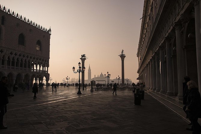 Skip the Line Venice Doge's Palace and St. Mark's Basilica Tour - How Long It Feels: Timing, Heat, and Transitions Between Sites