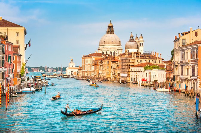 Small Group Venice Grand Canal Panoramic Tour - St. Mark’s Square and Doge’s Palace: the view angle that feels different