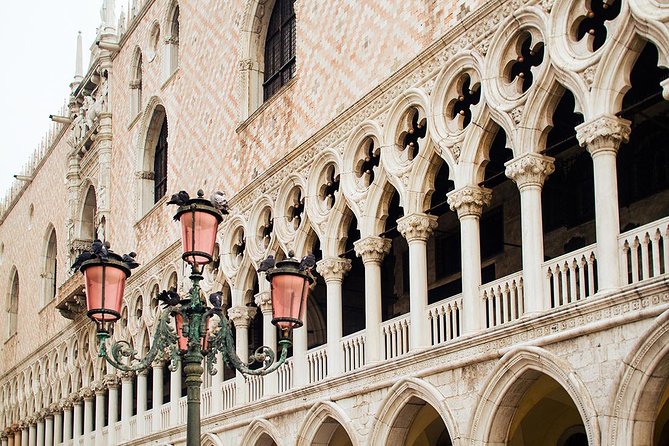 St Mark's Basilica & Doge's Palace with Secret Passages Access - How the small-group setup changes the experience