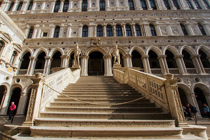 St Mark's Basilica & Doge's Palace with Secret Passages Access - Timing, comfort, and what to wear so you don’t feel wrecked