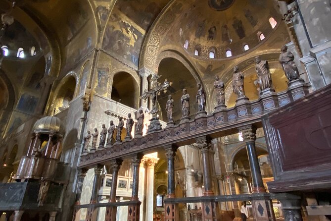 St. Mark's Cathedral Priority Guided Tour & History Gallery - Entering St. Mark’s Faster: How Priority Really Helps