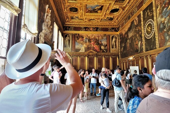 St Mark's, Doge's Palace, with Murano and Burano & Gondola Ride - Who should book this tour, and who should consider an alternative