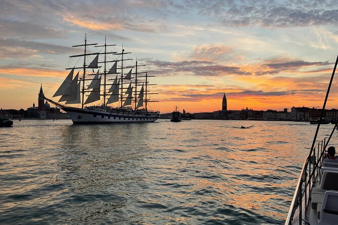 Sunset Jazz Catamaran Cruise with Aperitivo and Live Saxophone - When this cruise is the best choice for you