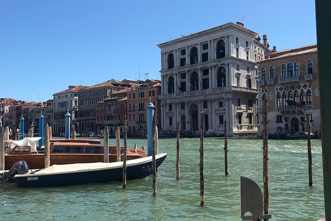 The Essence of Venice in a Stress Free Small group Walking Tour - Small-group size: what capped at 10 really feels like
