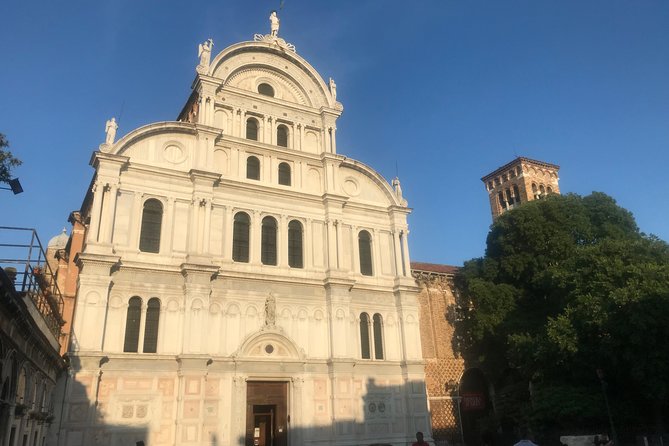 The Essence of Venice in a Stress Free Small group Walking Tour - Campi before Rialto: squares, grazing roots, and the Carlo Goldoni stop
