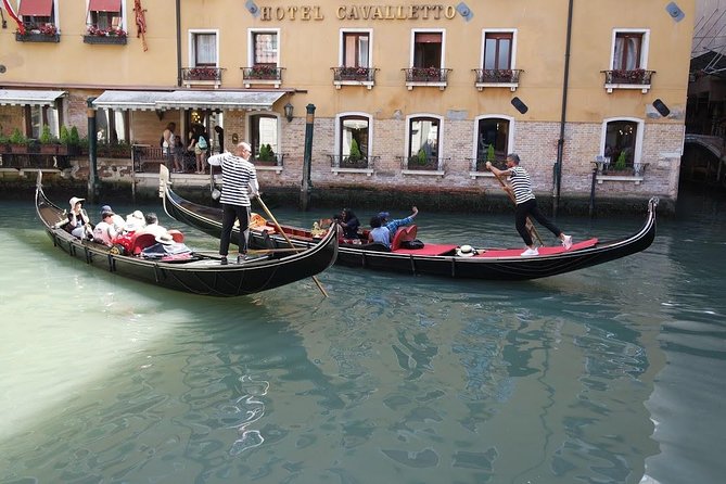 The Heart of Venice: A Self-Guided Audio Tour - Piazza San Marco: the stories start at the city’s center