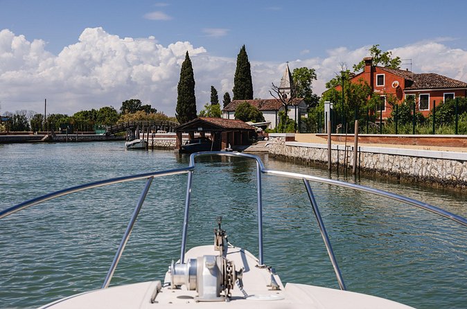 The Magic of the Venetian Lagoon - Small Group Boat Experience - Walking the Streets: Rialto, Cannaregio, and Castello Without Getting Lost
