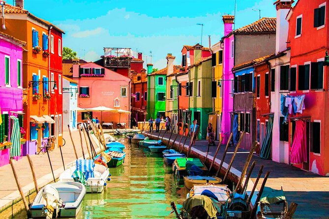 The Secret Corners of Burano - Secret Corners of Burano: What You Really Get for Your Time