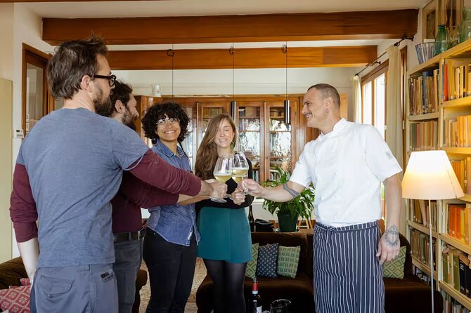 Tiramisu and Fresh Pasta Cooking Class in Venezia - Inside the palace home kitchen: why small groups feel worth it