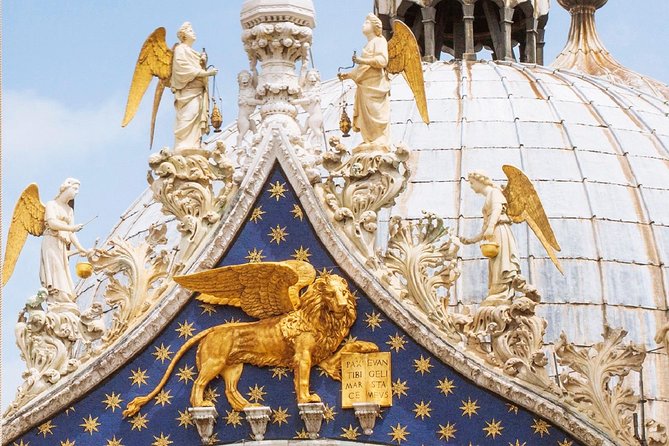 Tour of Venice in Doge's Palace and St Mark's Basilica - St Mark’s Square Walk: Making Sense of the Surroundings
