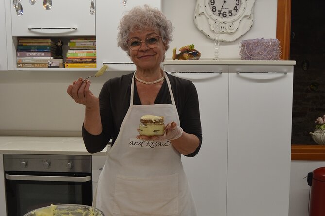 Traditional Home Cooking Experience in Venice - Wine, pacing, and the social side of cooking