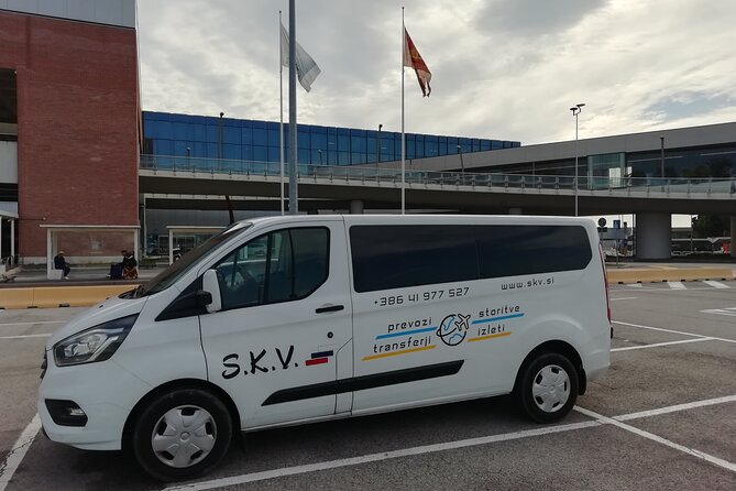 Transfer from Venice Airport to Trieste - Venice Marco Polo pickup: Sosta Breve and door exit 1