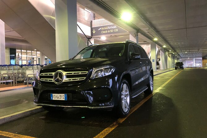 Transfer from Venice Marco Polo airport or Mestre station to Cortina d'Ampezzo - The meet-and-greet: name board, luggage help, and quick starts
