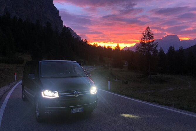 Transfer from Venice Marco Polo airport or Mestre station to Cortina d'Ampezzo - On-board comfort: Wi‑Fi, bottled water, and English commentary