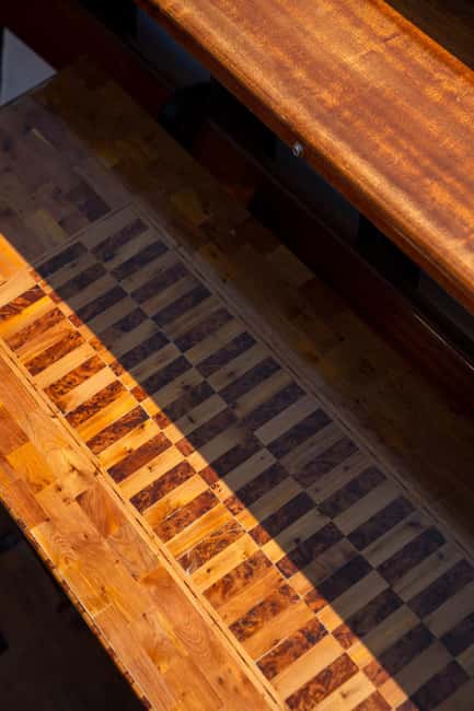 travel through time in Murano with a historic Venetian boat - Watching Glassblowing Demonstrations In Real Time