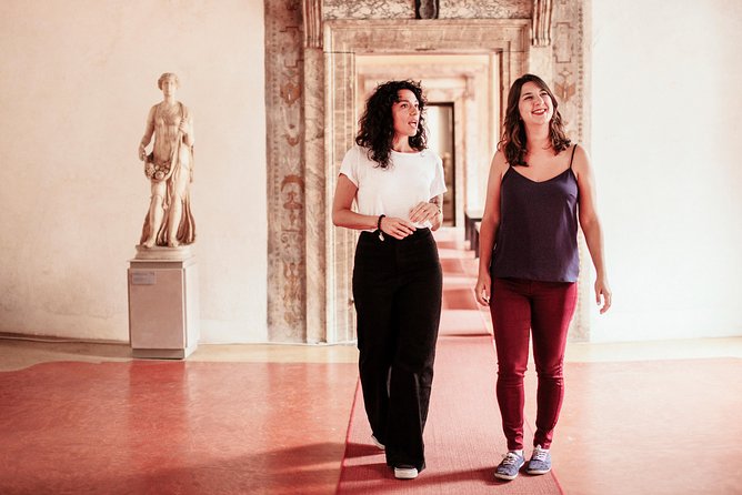 Treasures of Venice: Renaissance Era Private Tour - Arco del Paradiso on Calle del Paradiso: a medieval-feeling turn