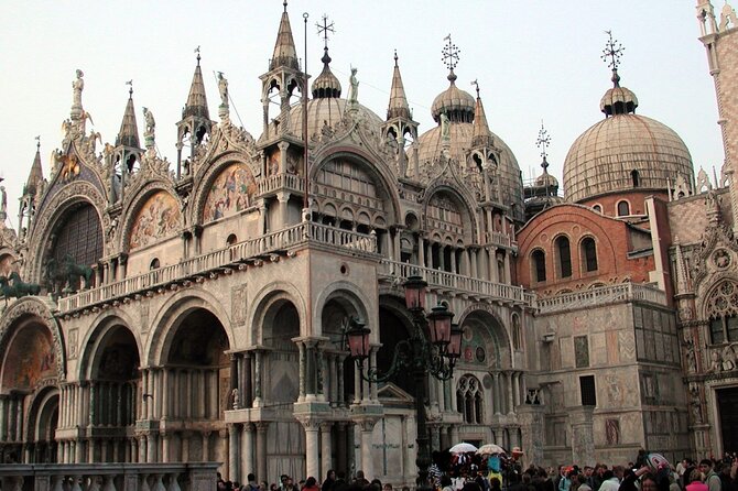 Unusual Perspectives of St Mark's Basilica & optional Pala d'Oro - The upper-floor mosaics and treasures: don’t rush this part