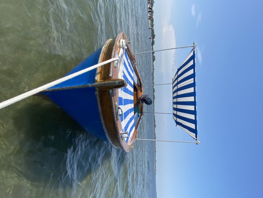 Venezia: Tour privato in Barca a Murano, Burano e Torcello - Burano: Lace Making, Colorful Streets, and Local Tips