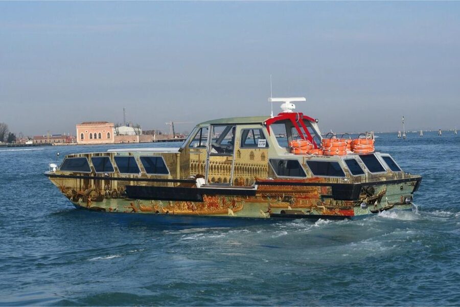Venice: 1-Hour Panoramic Boat Tour - Giudecca Canal and Palladian churches: seeing architectural details while you move