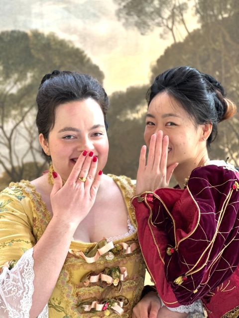 Venice: 17-18th Century Dress-Up Experience - Price Value: What $88 Buys in Venice