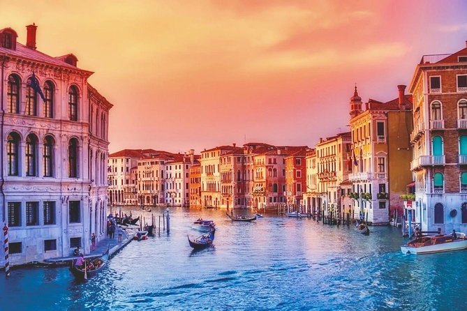 Venice: 30 min private Gondola Ride with Guide - Timing, turning, and how to avoid a “we paid too much for too little” moment
