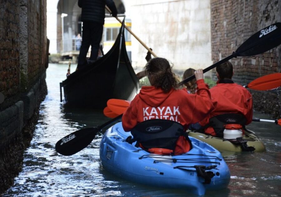 Venice: 60' Quick Kayak Tour of Venice with guide - Cannaregio Paddling: The First Real View of Venice