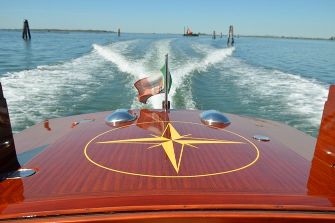 Venice Airport VCE to Venice Hotels Transportation - The licensed private water taxi ride: views and dock reality