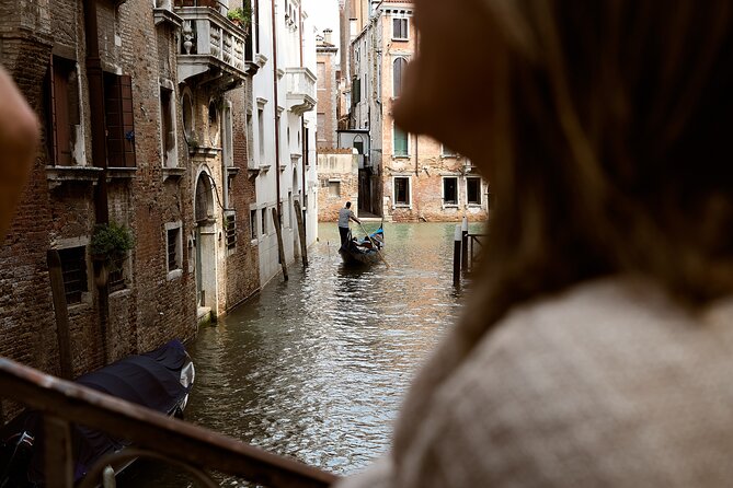 Venice Art Walking Tour with Gondola Ride - “Art” in Venice: Architecture, Storytelling, and Culture in One Package