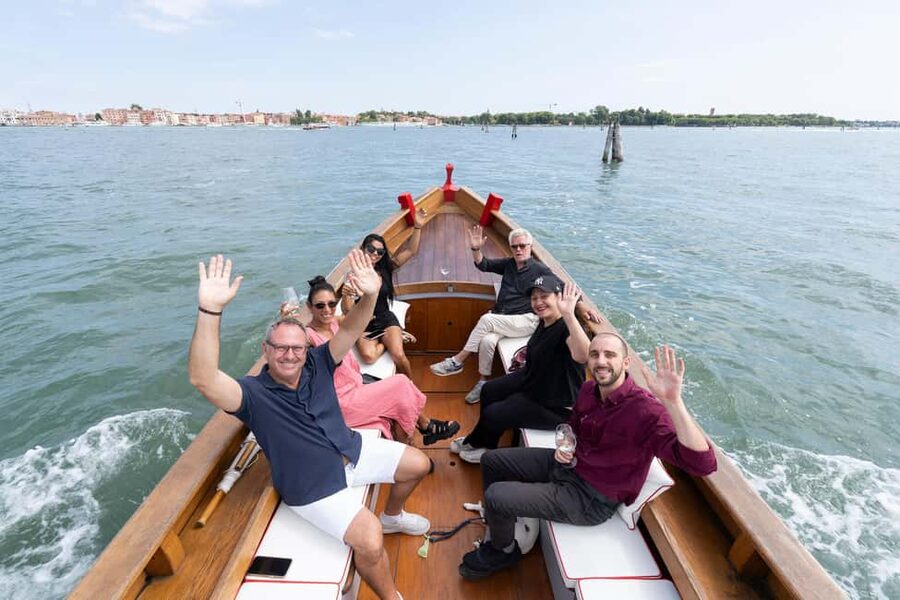 Venice at sunset: tour in a historic 1955 bragozzo with an aperitif - Time, Weather, and What to Wear for a Sunset Sail
