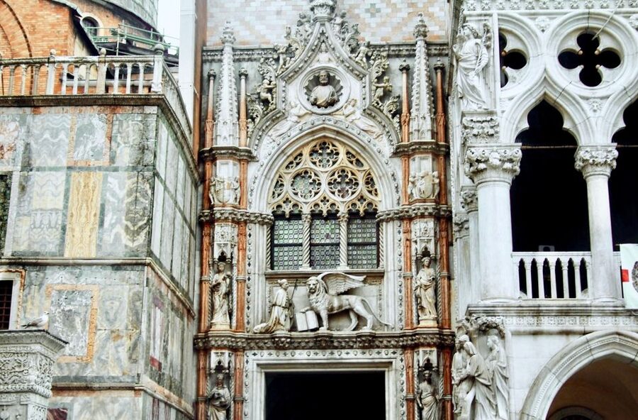 Venice: Basilica and Doge's Palace Tour with Gondola Ride - Who This Tour Fits Best (and Who Might Want Another Option)