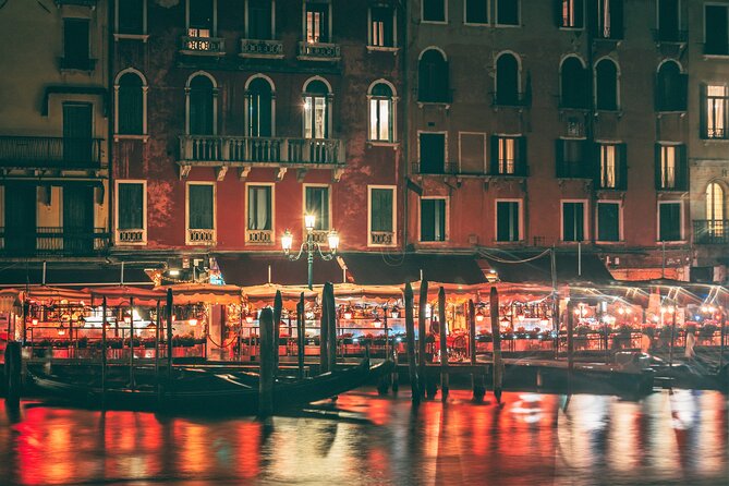 Venice by Night: Highlights & Hidden Gems Tour - Why Venice by Night feels better than the daytime version