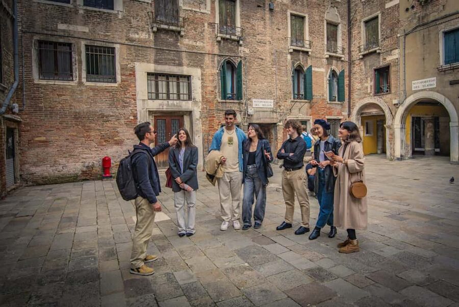 Venice: Byzantine Tour and Skip-the-Line St Mark's Basilica - Key highlights at a glance