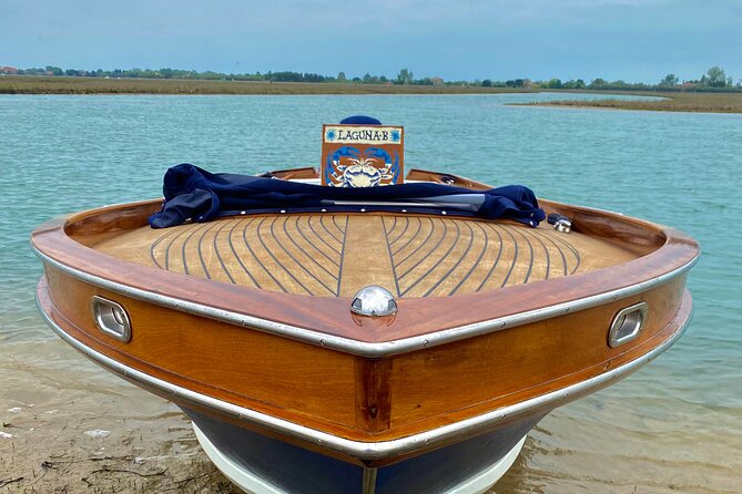 Venice, Canals & history on a private boat tour ! - Price and value: what $461.56 per group buys you