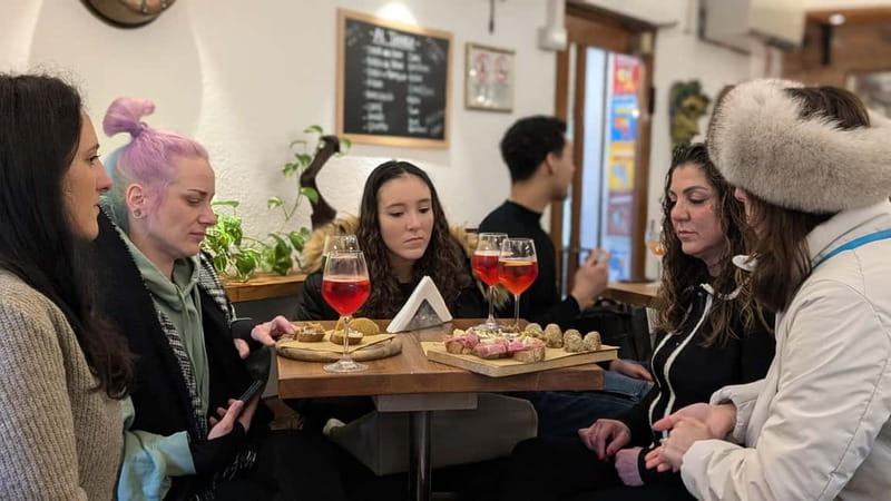 Venice: Cicchetti, Spritz, and Wine Tour in Ghetto Ebraico - Should You Book This Venice Cicchetti, Spritz, and Wine Tour?